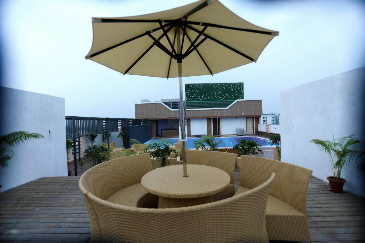 The Pinnacle Inn Sarnath Varanasi Exterior photo