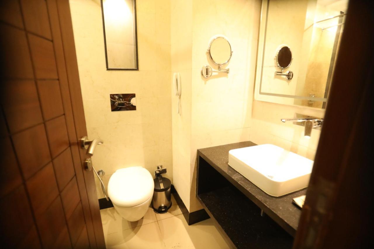 The Pinnacle Inn Sarnath Varanasi Exterior photo